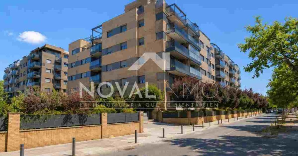 Piso en venta en calle fantasia fuentelucha